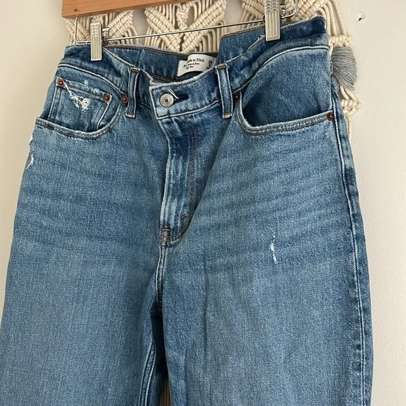 Abercrombie & Fitch Jeans - Picture 4 of 8